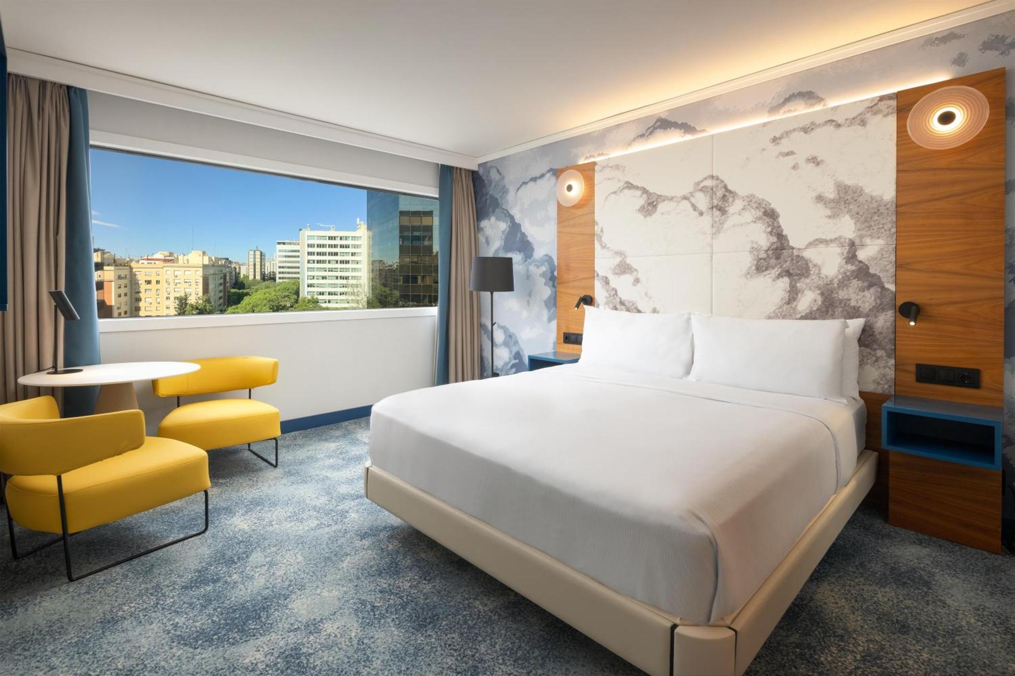 King Guest Room,1758280690:JPEG